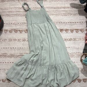 Elegant Sage Green Maxi Dress
